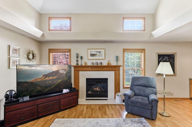 8777 Cottonwood Lane, Eden Prairie, MN 55347