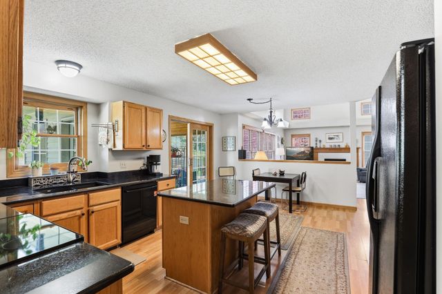 8777 Cottonwood Lane, Eden Prairie, MN 55347