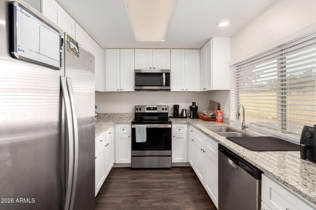 4942 W TOWNLEY Avenue, Glendale, AZ 85302