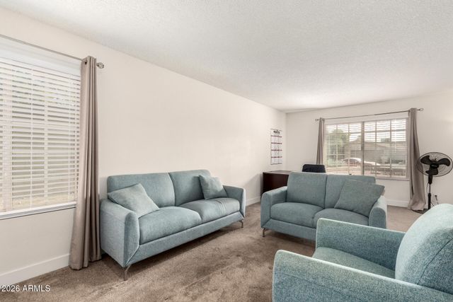 4942 W TOWNLEY Avenue, Glendale, AZ 85302