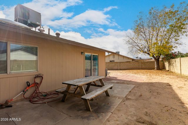 4942 W TOWNLEY Avenue, Glendale, AZ 85302