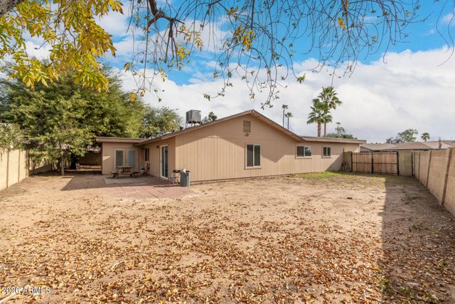 4942 W TOWNLEY Avenue, Glendale, AZ 85302