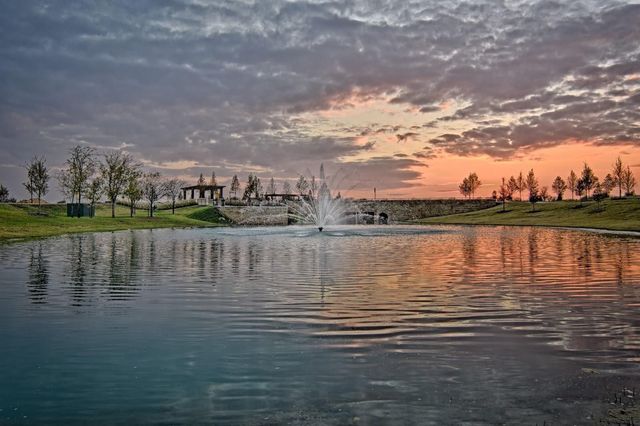 1208 Knoll Crest Drive, Mansfield, TX 76063