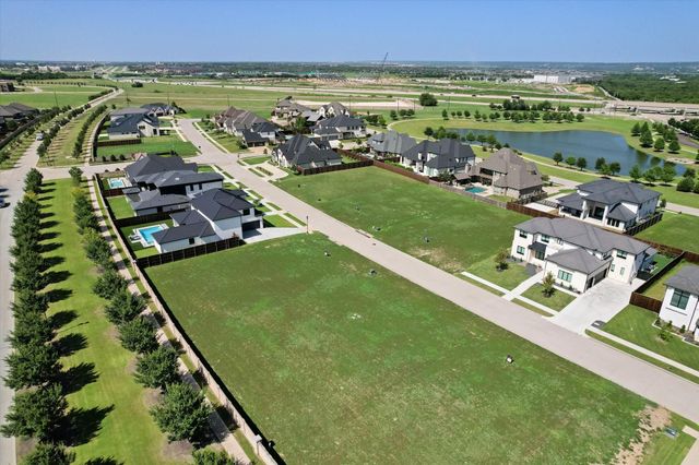 1208 Knoll Crest Drive, Mansfield, TX 76063