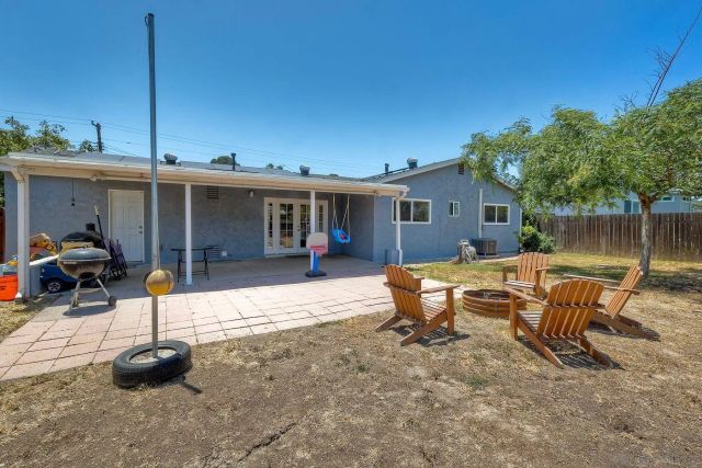 723 Osage St, Spring Valley, CA 91977