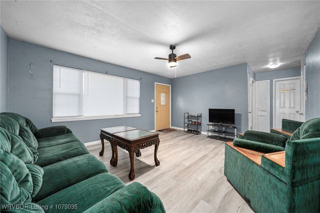 6820 S 7th Street, Fort Smith, AR 72908