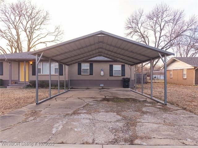6820 S 7th Street, Fort Smith, AR 72908