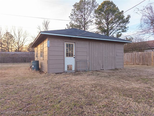 6820 S 7th Street, Fort Smith, AR 72908