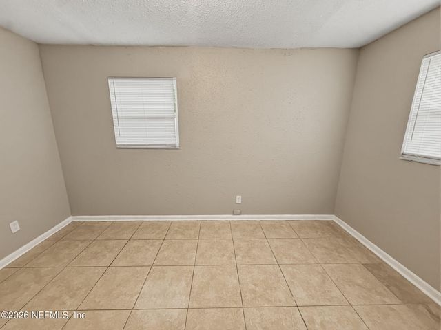3145 SAN SALVADORE Avenue, Jacksonville, FL 32246