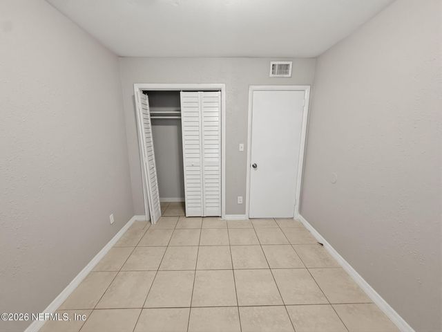 3145 SAN SALVADORE Avenue, Jacksonville, FL 32246