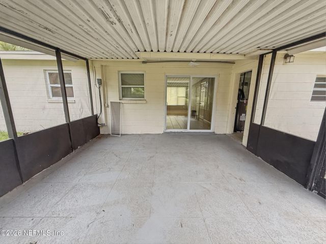 3145 SAN SALVADORE Avenue, Jacksonville, FL 32246