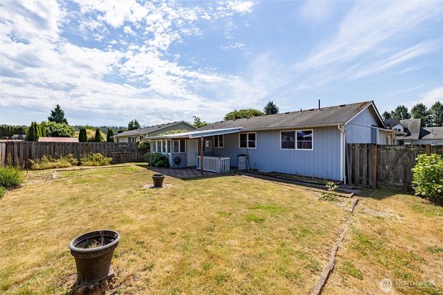 1215 E Gilkey Road, Burlington, WA 98233