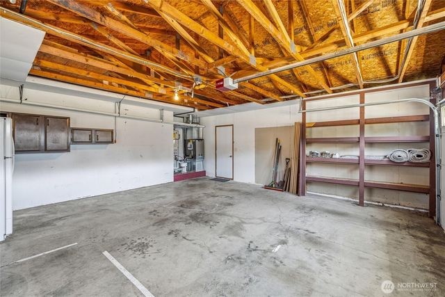 1215 E Gilkey Road, Burlington, WA 98233