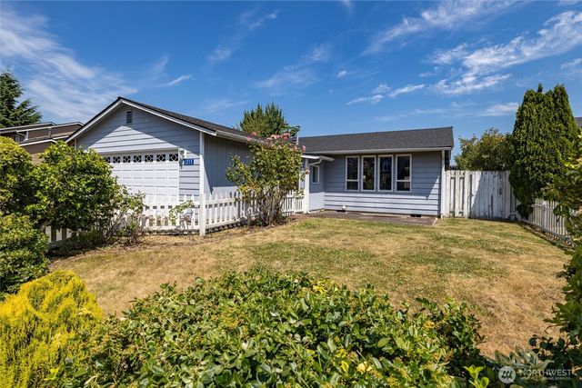 1215 E Gilkey Road, Burlington, WA 98233
