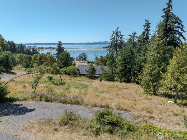 295 Rum Runner Rd, Lopez Island, WA 98261