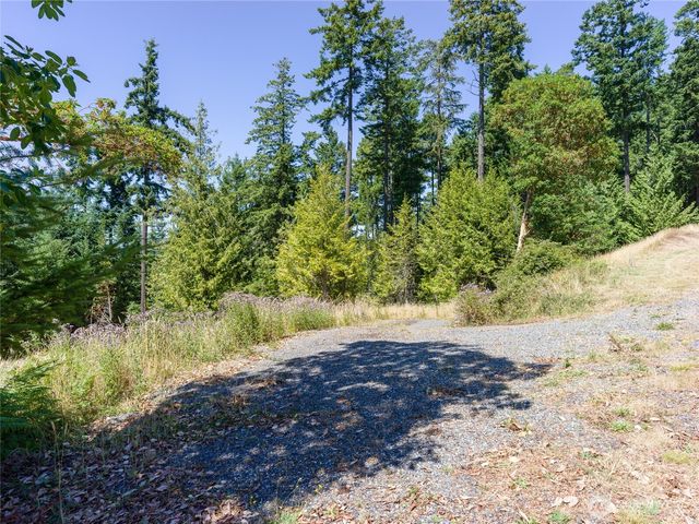 295 Rum Runner Rd, Lopez Island, WA 98261