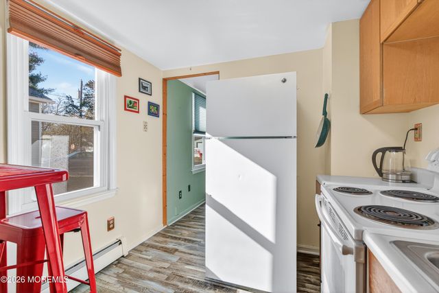 22 Twin Drive, New Egypt, NJ 08533