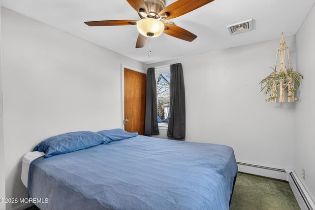 22 Twin Drive, New Egypt, NJ 08533