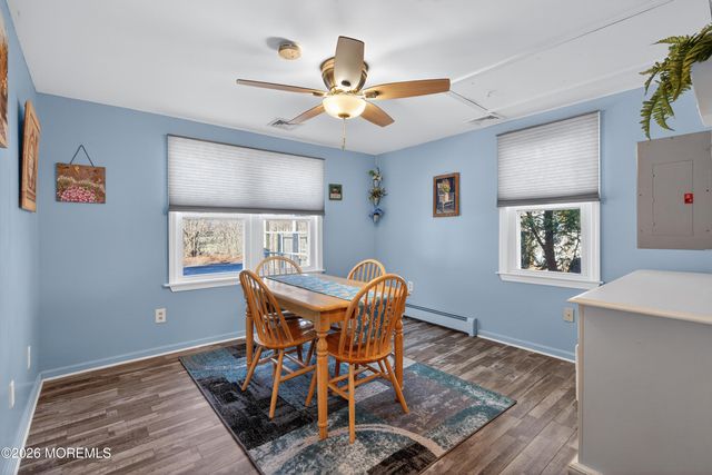 22 Twin Drive, New Egypt, NJ 08533