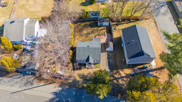 22 Twin Drive, New Egypt, NJ 08533