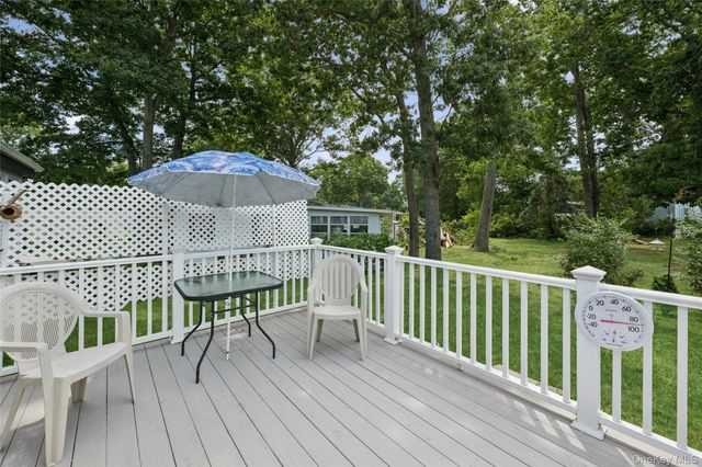 1661 Old Country Road 452A, Riverhead, NY 11901