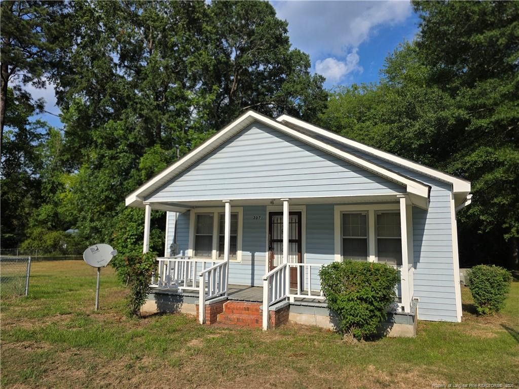 207 Triangle Place, Fayetteville, NC 28312