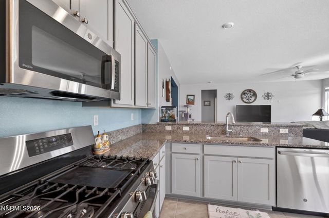 731 Roberts Creek Drive, Dayton, NV 89403