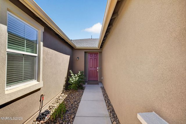 731 Roberts Creek Drive, Dayton, NV 89403