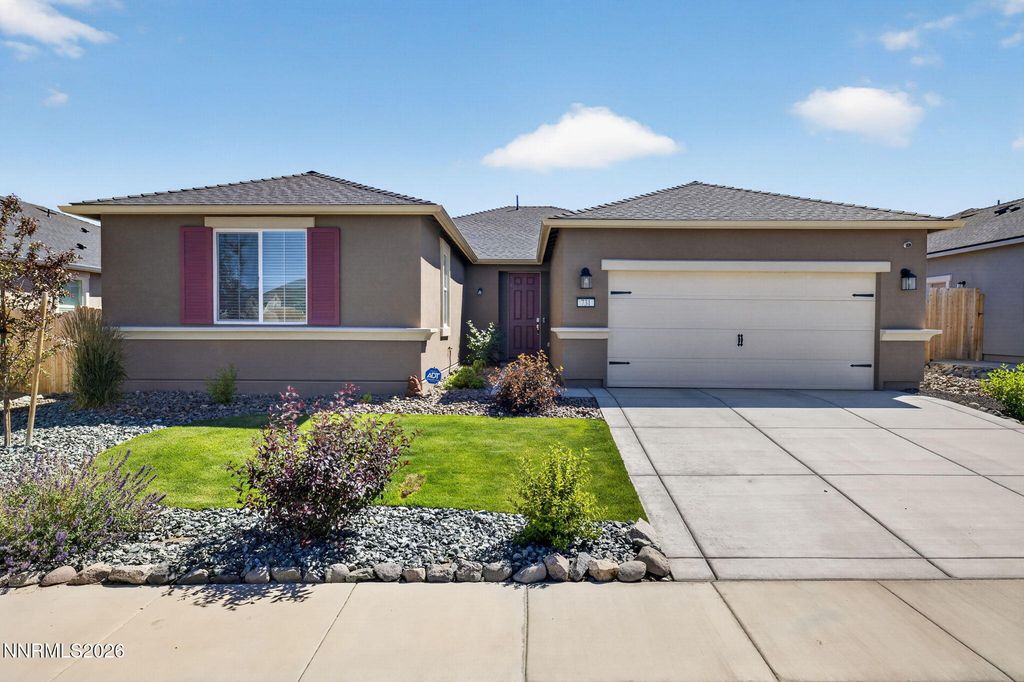 731 Roberts Creek Drive, Dayton, NV 89403