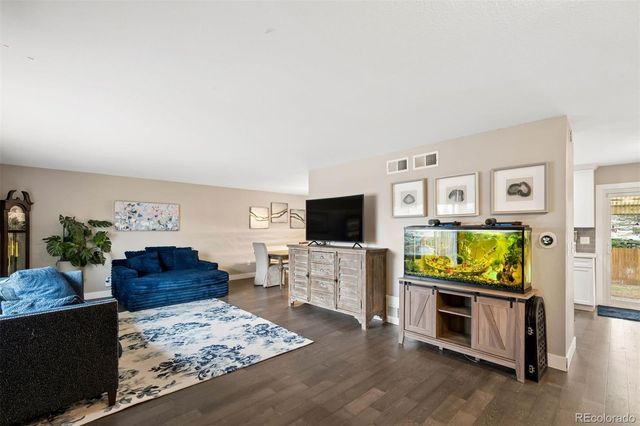 631 S Estes Street, Lakewood, CO 80226