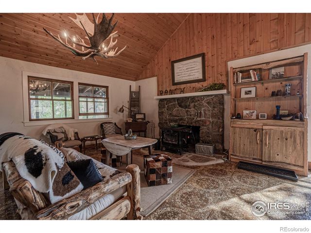 950 Meadow Creek Road, Livermore, CO 80536