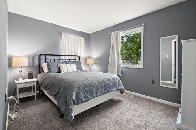 725 Juniper Road, Valparaiso, IN 46385