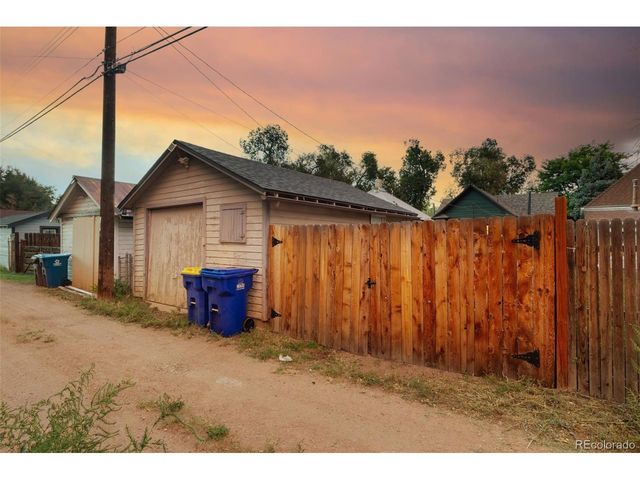 1617 W Cucharras St, Colorado Springs, CO 80904