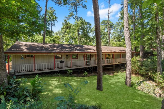 114 Hillendale Dr, Livingston, TX 77351