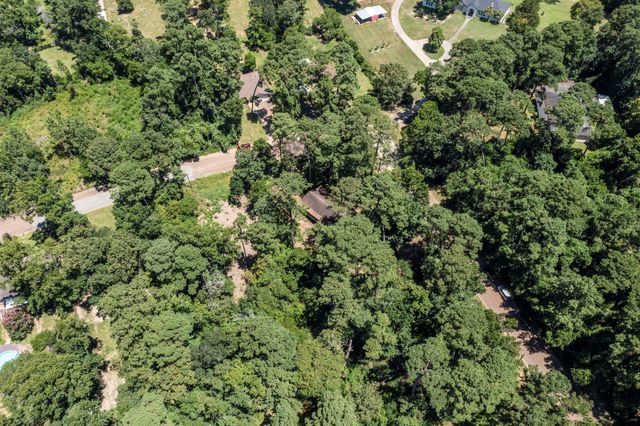 114 Hillendale Dr, Livingston, TX 77351