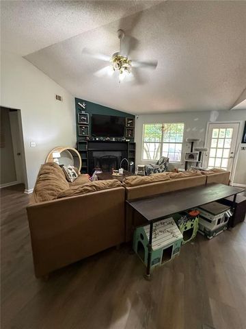 113 Honey Lane, Mcdonough, GA 30252