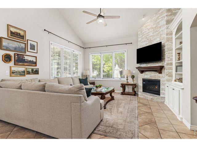 5119 Hogan Ct, Fort Collins, CO 80528