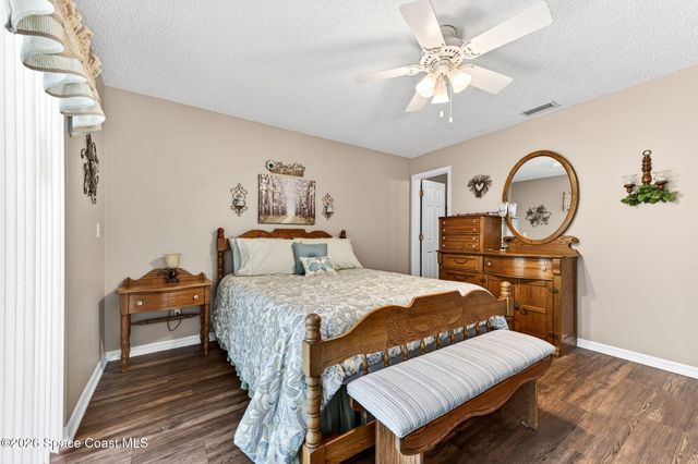 2125 Redwood Circle NE, Palm Bay, FL 32905