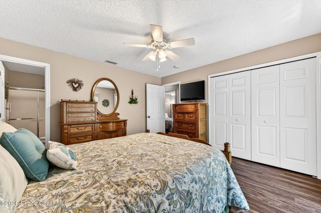 2125 Redwood Circle NE, Palm Bay, FL 32905