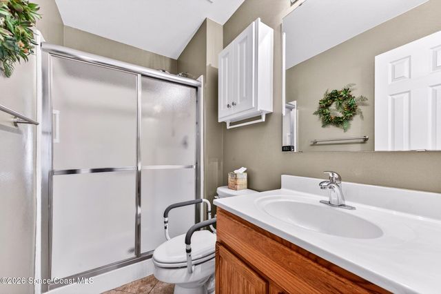 2125 Redwood Circle NE, Palm Bay, FL 32905