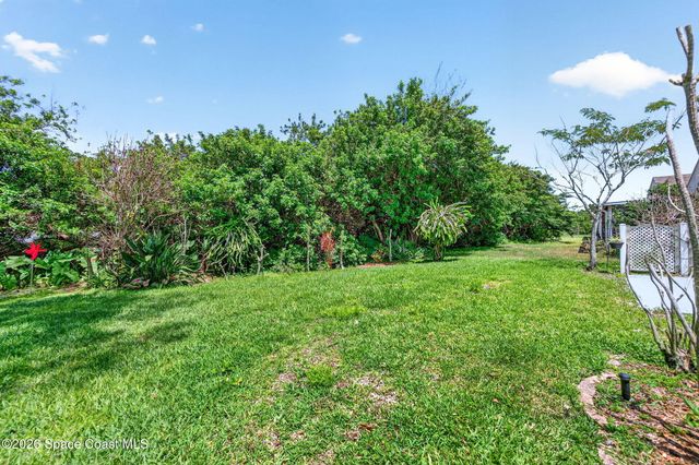 2125 Redwood Circle NE, Palm Bay, FL 32905