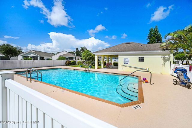 2125 Redwood Circle NE, Palm Bay, FL 32905