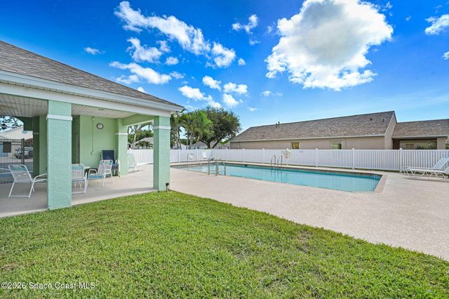 2125 Redwood Circle NE, Palm Bay, FL 32905