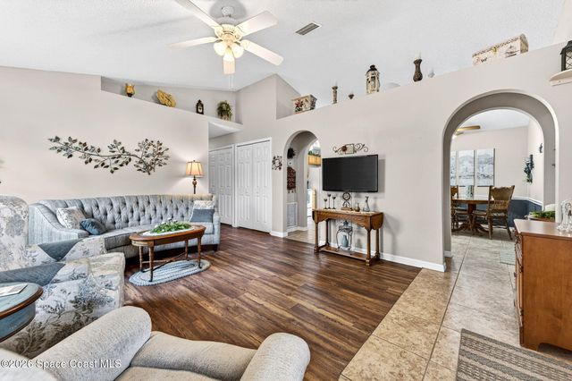 2125 Redwood Circle NE, Palm Bay, FL 32905