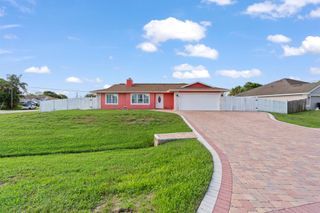 402 SW Seaflower Terrace, Port St Lucie, FL 34984
