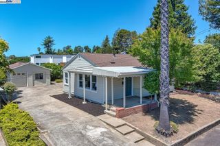 17673 Dorson Ln, Castro Valley, CA 94546