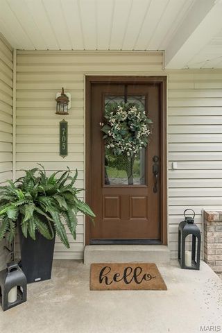 705 Worthington Drive, Warrenton, MO 63383