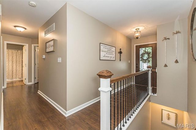 705 Worthington Drive, Warrenton, MO 63383