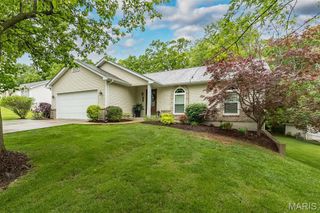 705 Worthington Drive, Warrenton, MO 63383