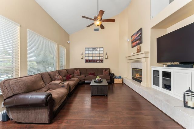 409 Misty Haven Ct, Roseville, CA 95661